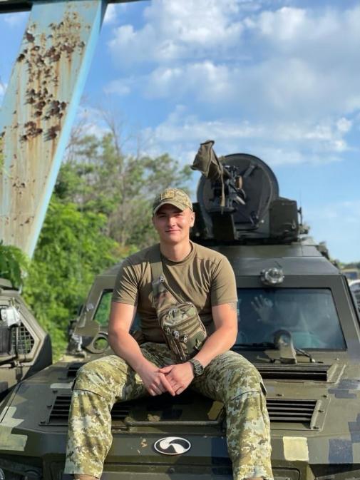 Анатолій Стельмащук:«Дочекавшись поки ворог прийде на поріг твого дому - буде пізно брати зброю» Анатолій Стельмащук:«Дочекавшись поки ворог прийде на поріг твого дому - буде пізно брати зброю»