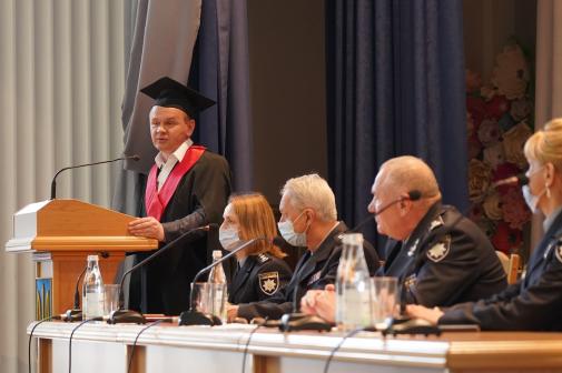 Урочистий випуск бакалаврів ННІЗДН НАВС