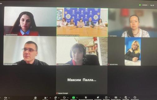 Фішинг, діпфейки та кібергігієна: у фокусі круглого столу ІЗДН – цифрова стійкість Фішинг, діпфейки та кібергігієна: у фокусі круглого столу ІЗДН – цифрова стійкість