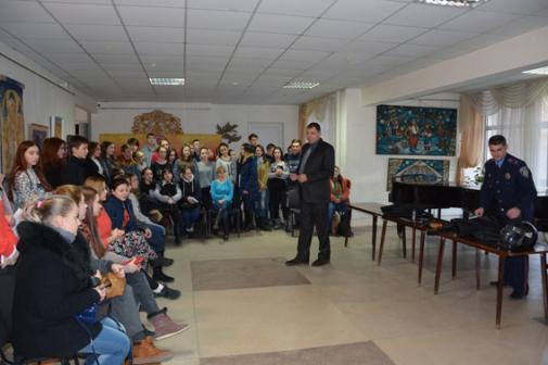 Представники Національної академії внутрішніх справ розповіли про роботу правоохоронців Представники Національної академії внутрішніх справ розповіли про роботу правоохоронців