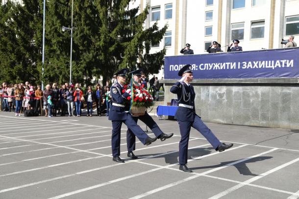 У добру путь, дорогі випускники! (ФОТО, ВІДЕО)