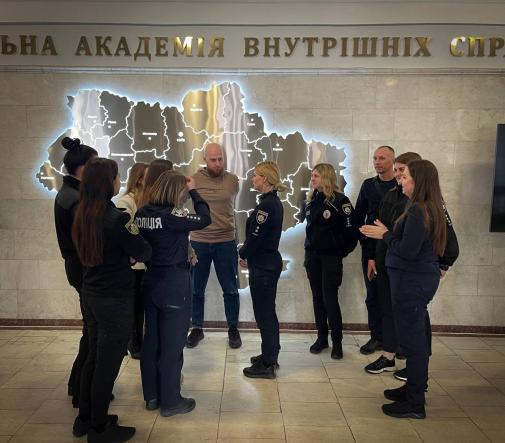 Особливості травматичного досвіду в різних ситуаціях: бінарне заняття з глибоким змістом і практичною значущістю