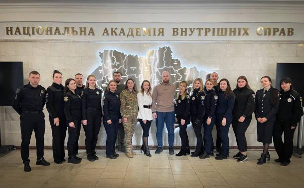 Особливості травматичного досвіду в різних ситуаціях: бінарне заняття з глибоким змістом і практичною значущістю