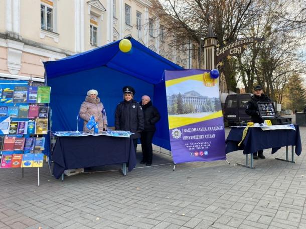 Нагороджено найкращих студентів Вінницького відділення ННІЗДН НАВС