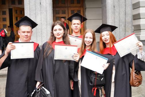 Магістри академії – приклад мужності, професіоналізму та людяності